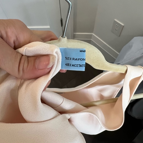 Beautiful pale pink Prada dress - Picture 10 of 12